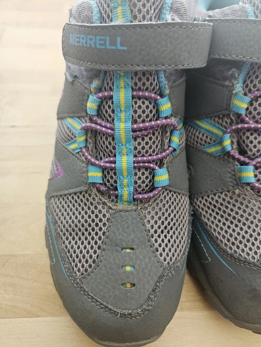 Merrell hilltop mid